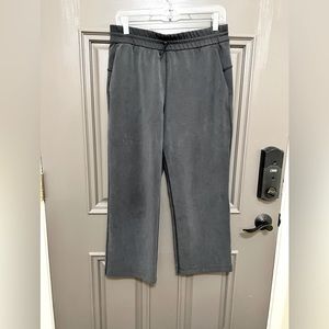 Lululemon Softstreme high-rise straight leg crop size 8